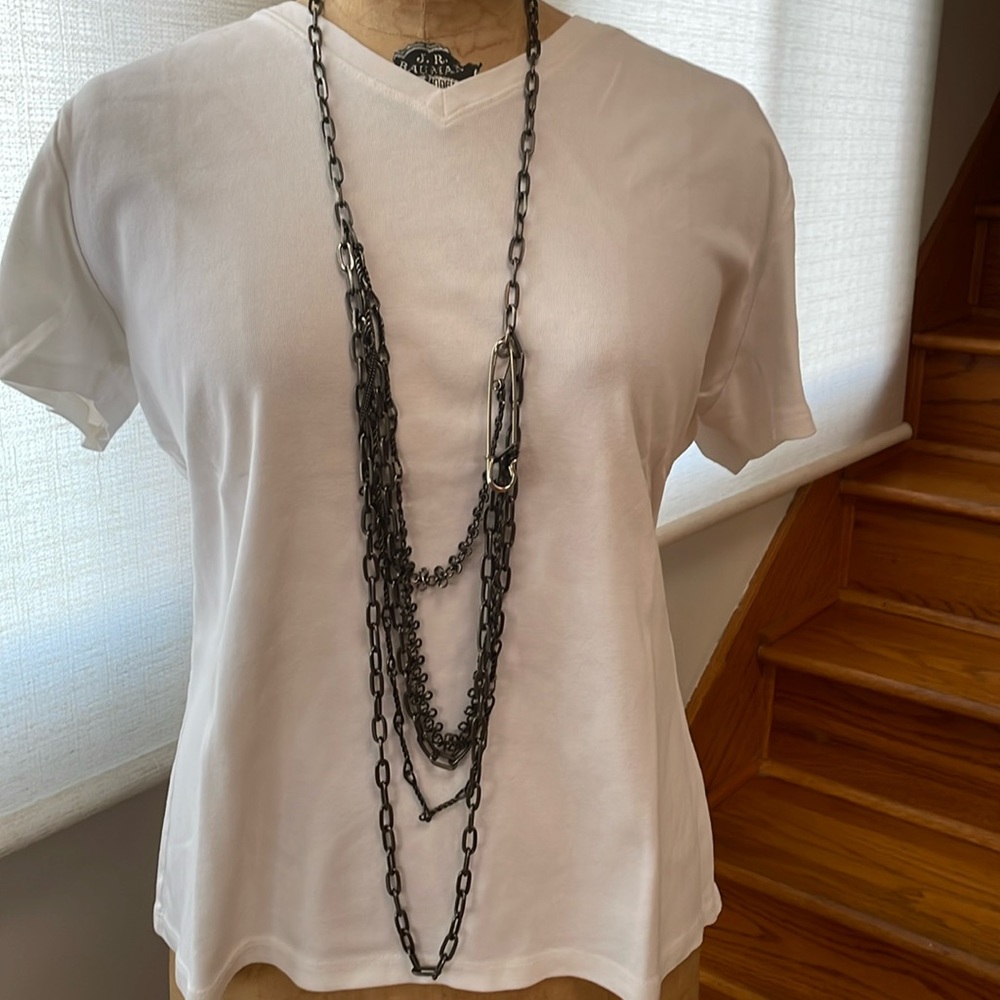 Silver metal necklace